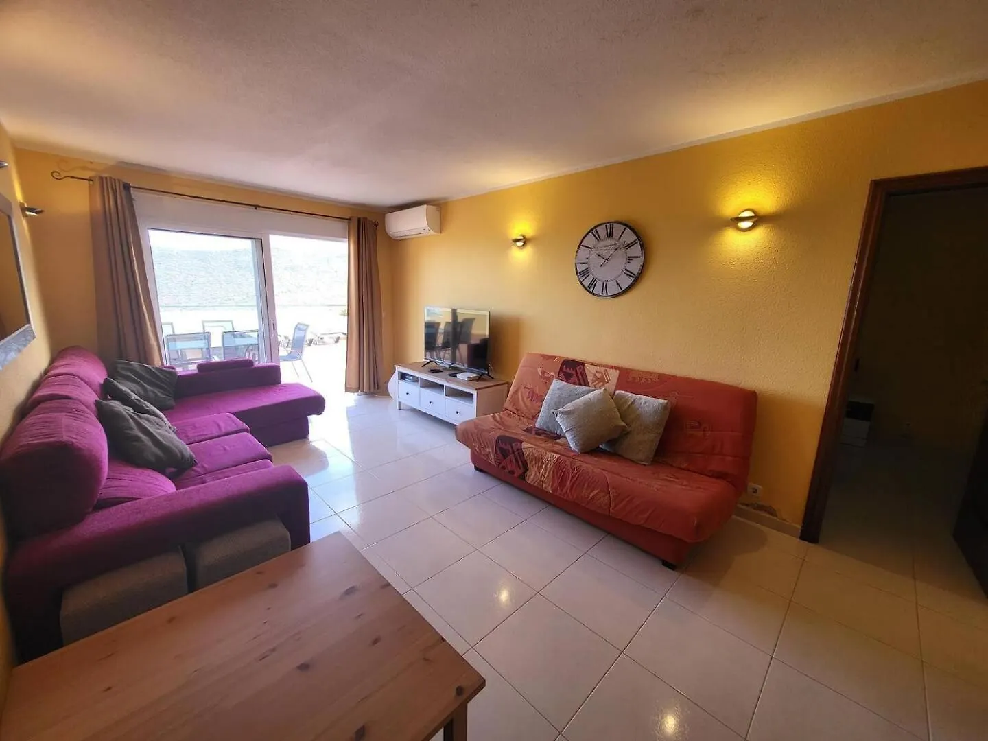 Roque Del Conde 5 - Two Bed Daire Costa Adeje